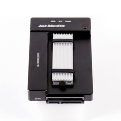 JetMedia JM-D2は、M.2 NVMe/SATA/USB3.2の3つの機能を備えたドッキングステーションです。カラーはブラックです