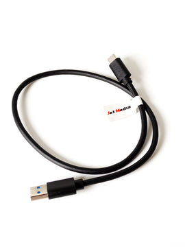 JetMedia U3-AC01は、USB3.1 USB AからC Gen 2へのケーブルであり、10Gbpsのデータ転送が可能です